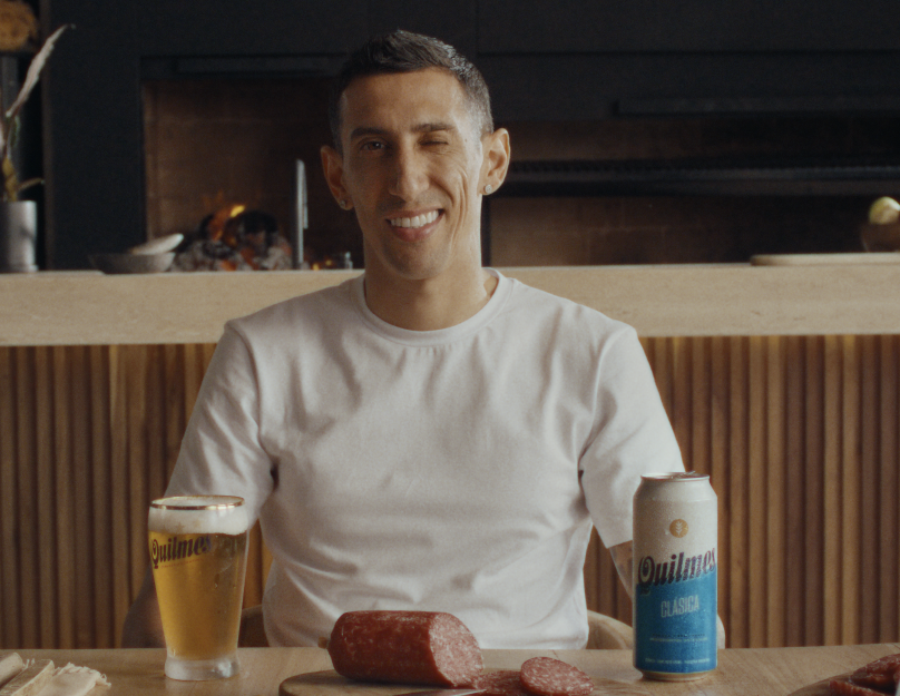 El que es campeón del mundo, paga la Quilmes lo que quiere